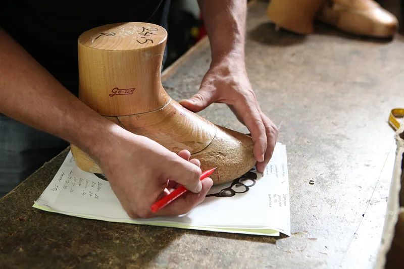 2026 Hannes Strolz Evolution C Ski Boots Pink-3