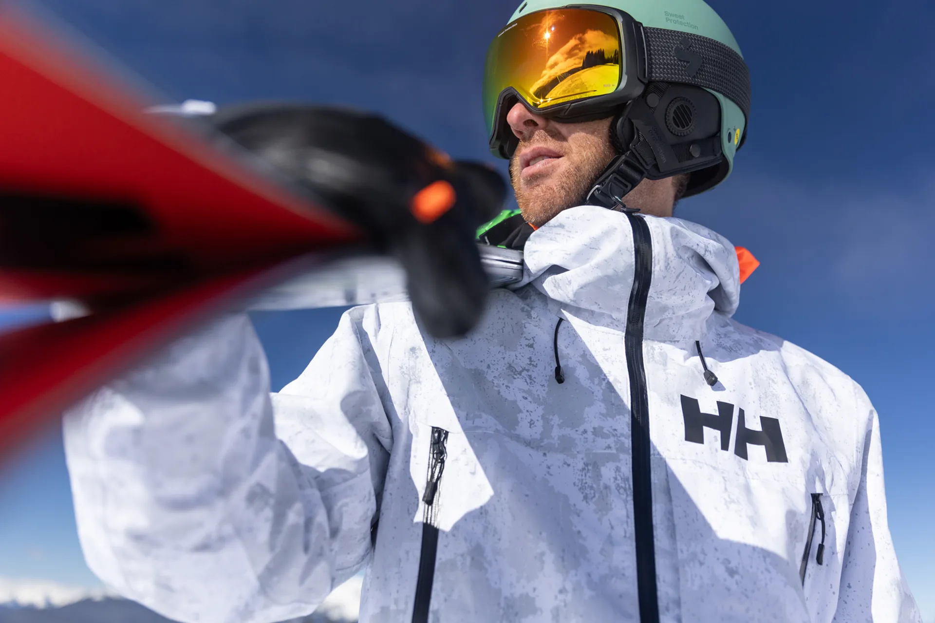 Helly hansen skiing online